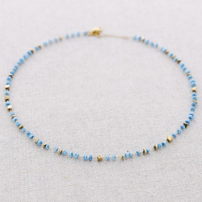 STEEL NECKLACE WITH NACRE BEADS