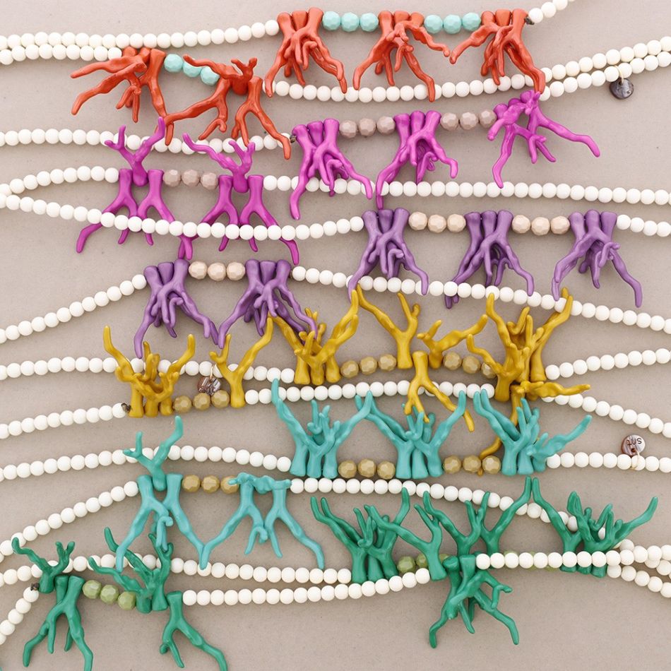 RESIN CORAL BALLS LONG NECKLACE