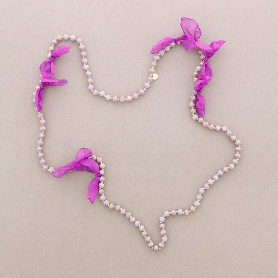 COLLAR LARGO PERLAS FLOR