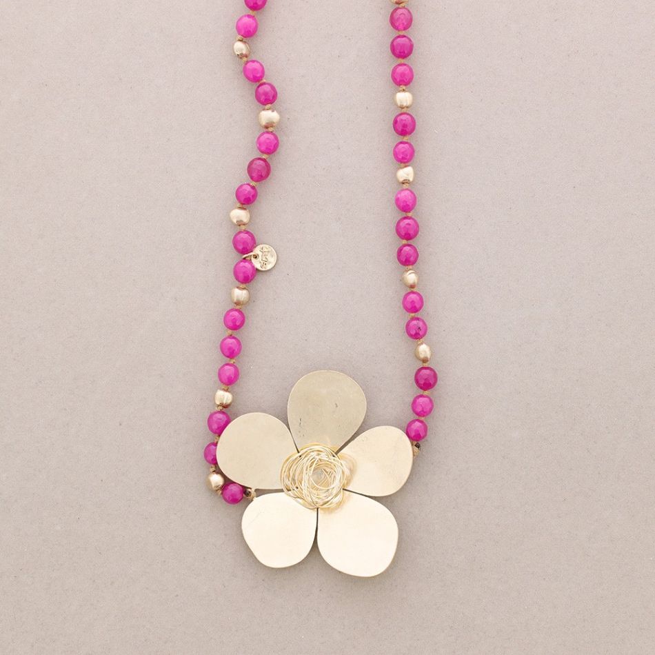 COLLAR LARGO CUENTAS PIEDRA FLOR METAL