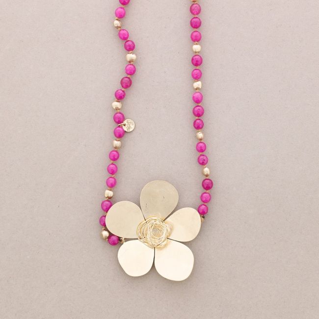 COLLAR LARGO CUENTAS PIEDRA FLOR METAL
