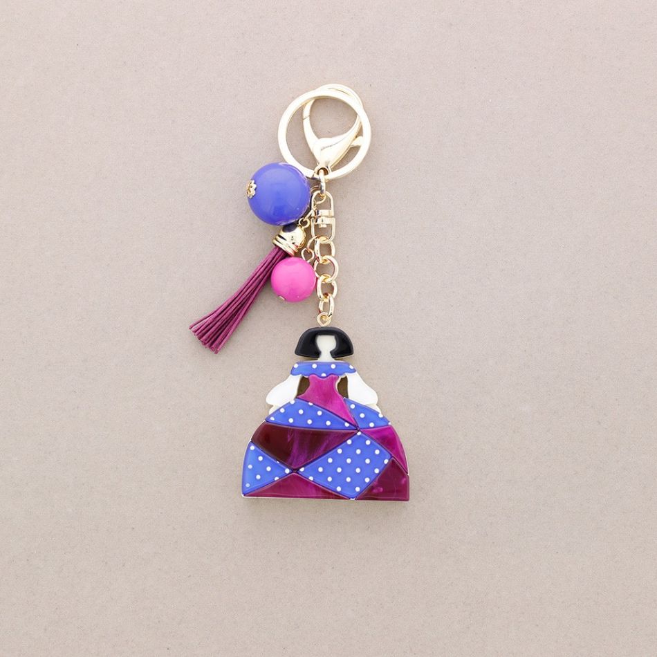 MENINA RESIN KEYCHAIN