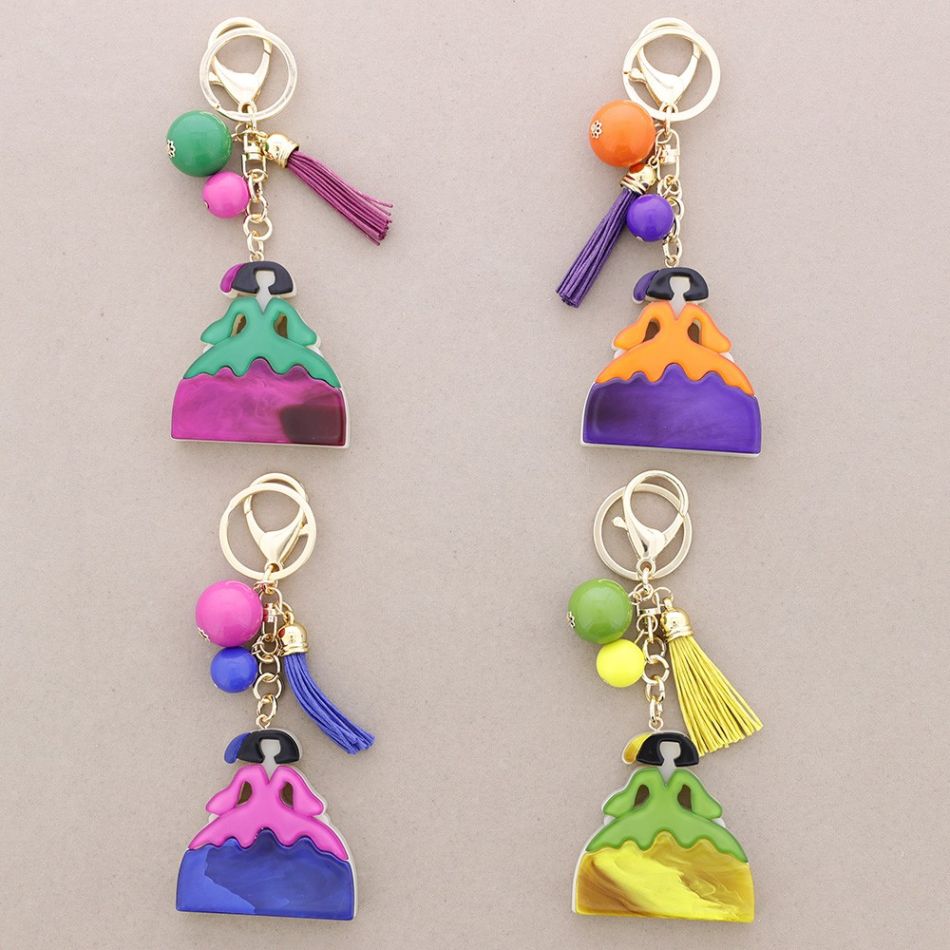 MENINA RESIN KEYCHAIN ITEM