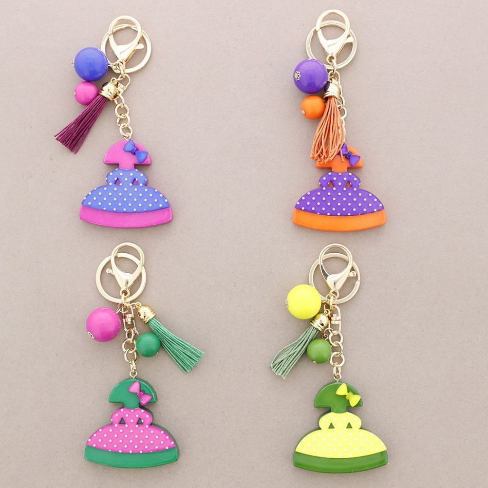 MENINA RESIN PENDANT KEYCHAIN