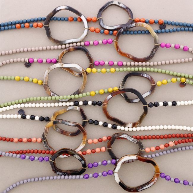 RESIN IRREGULAR DOUBLE CIRCLE BALLS LONG NECKLACE