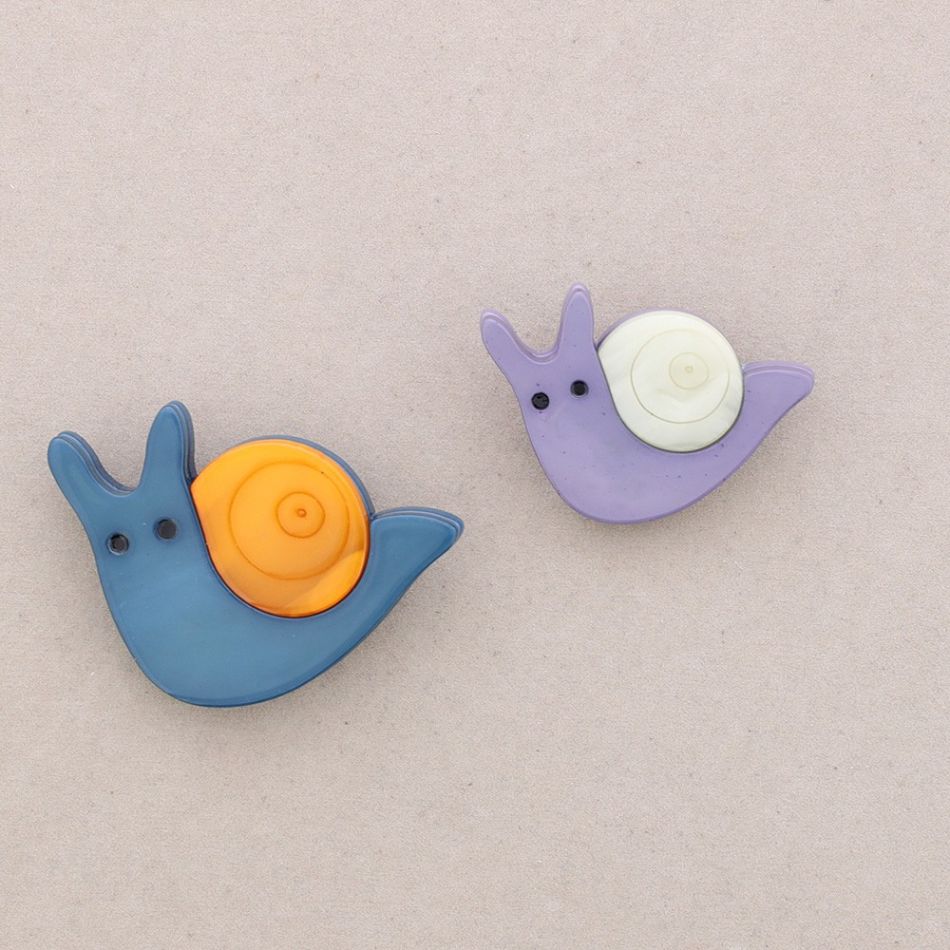 BROCHE SET 2 CARACOL RESINA