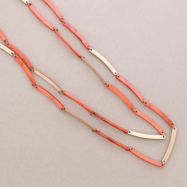 COLLAR LARGO DOBLE CUENTAS RESINA