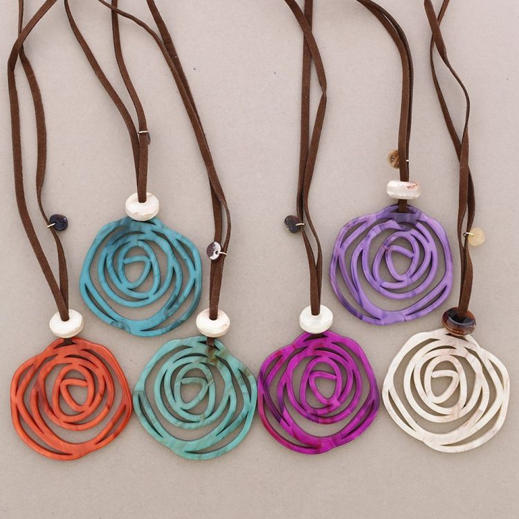LONG RESIN PINK PENDANT NECKLACE 2
