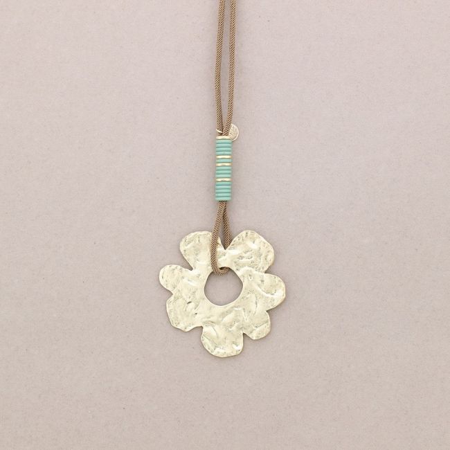 COLLAR LARGO COLGANTE FLOR METAL