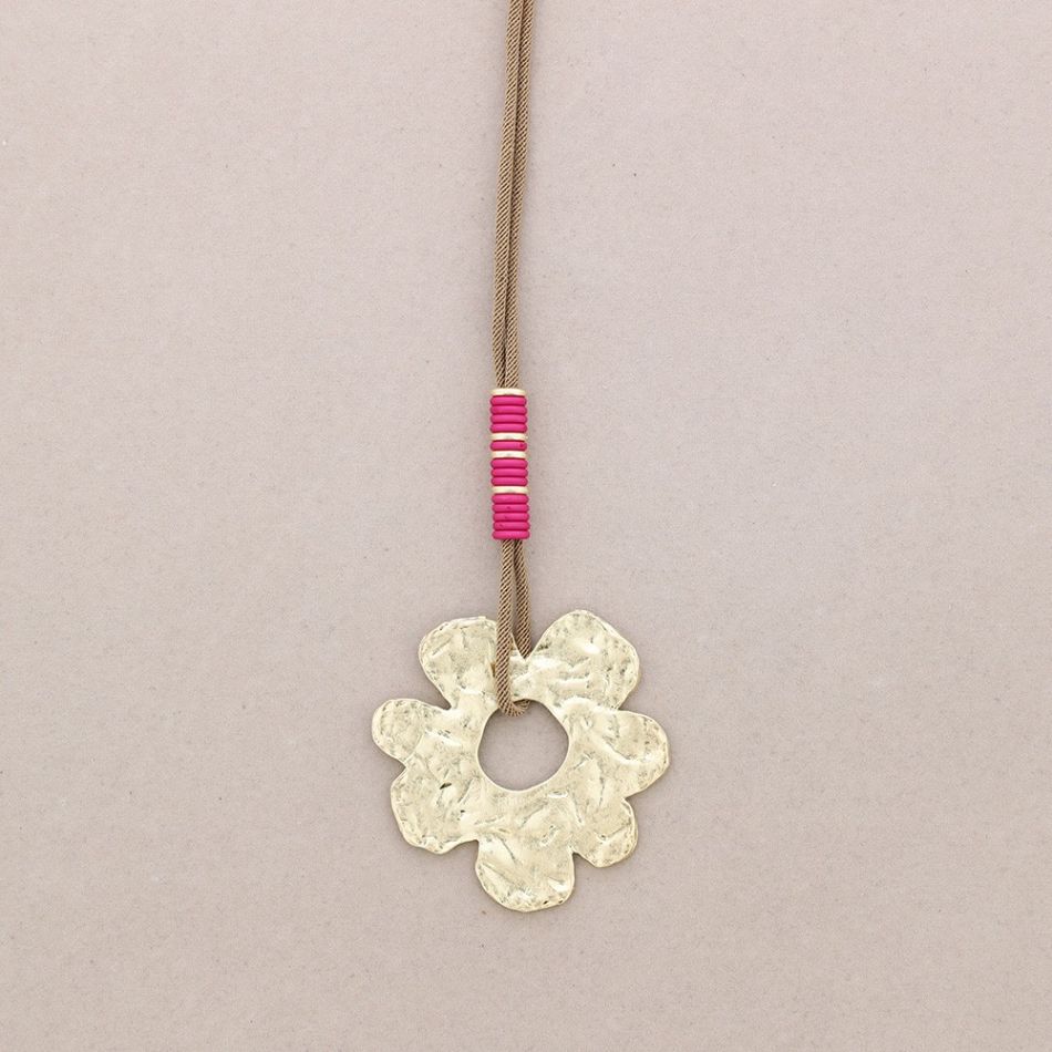 COLLAR LARGO COLGANTE FLOR METAL
