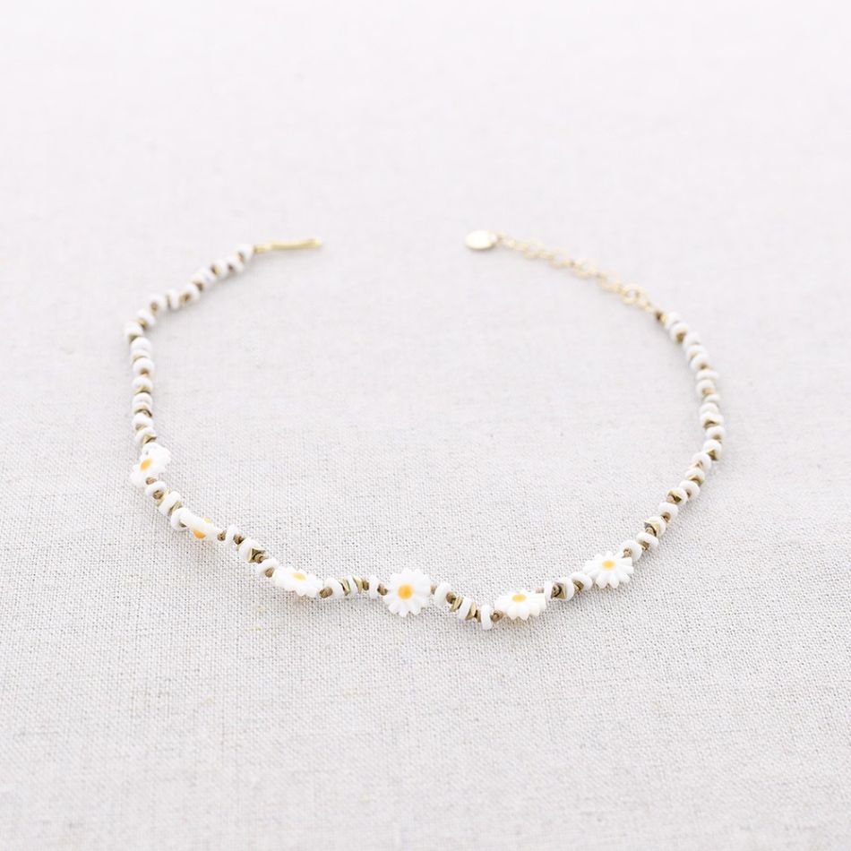 STEEL DAISIES NACRE NECKLACE