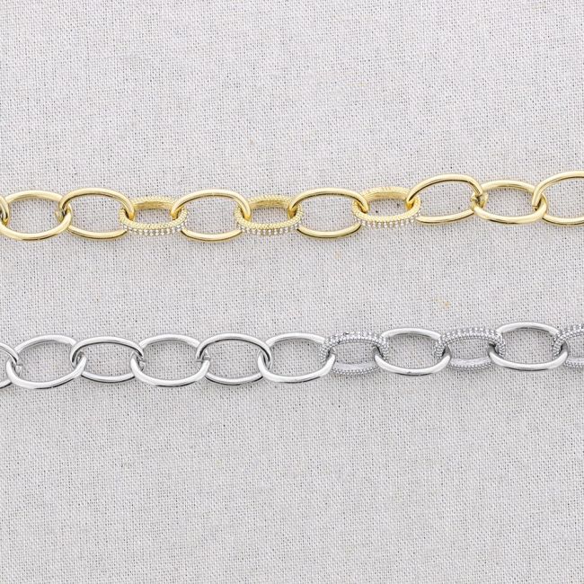 STEEL NECKLACE WITH CRYSTAL LINKS