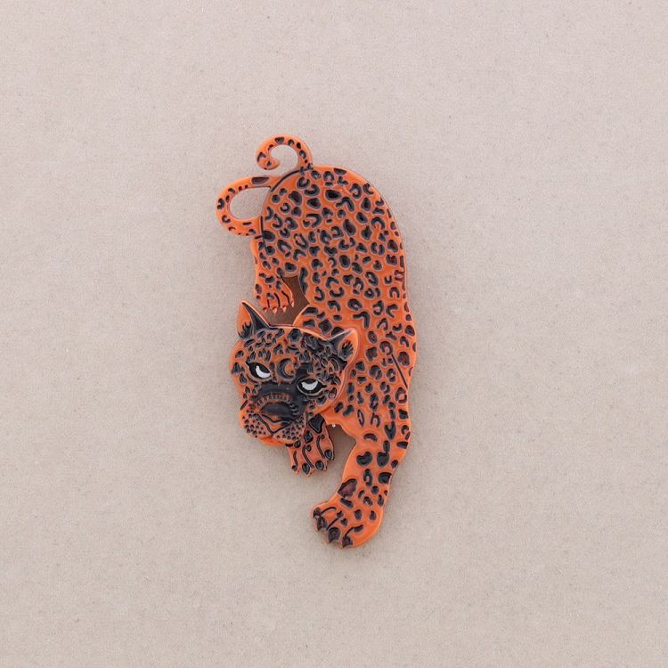 BROCHE LEOPARDO RESINA