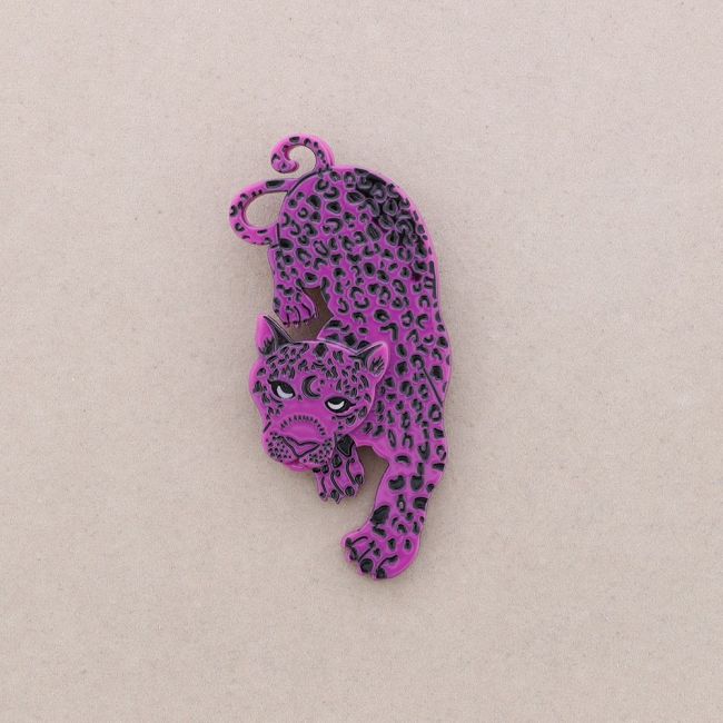 RESIN LEOPARD BROOCH