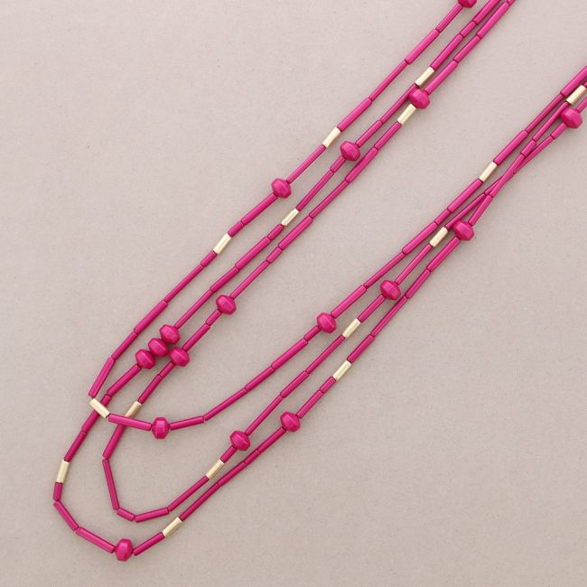 COLLAR LARGO TRES TIRAS CUENTAS RESINA