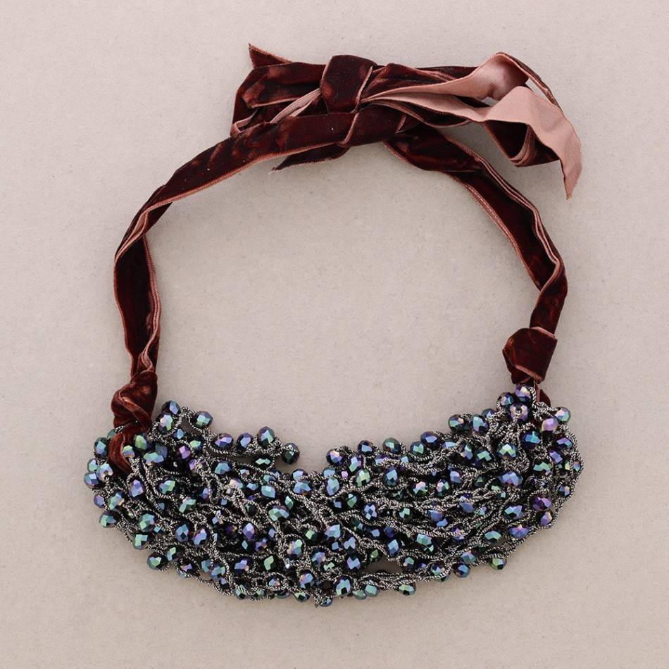 CRYSTAL SHORT NECKLACE WITH CROCHET