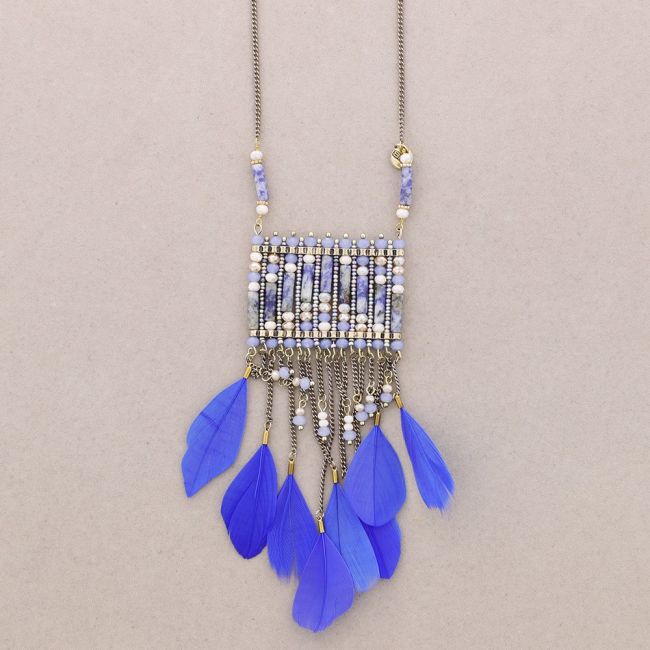 LONG NECKLACE WITH BEADS AND FRINGE