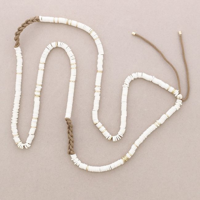 LONG NECKLACE WITH RESIN BEADS