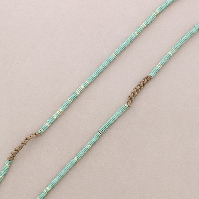 LONG NECKLACE WITH RESIN BEADS