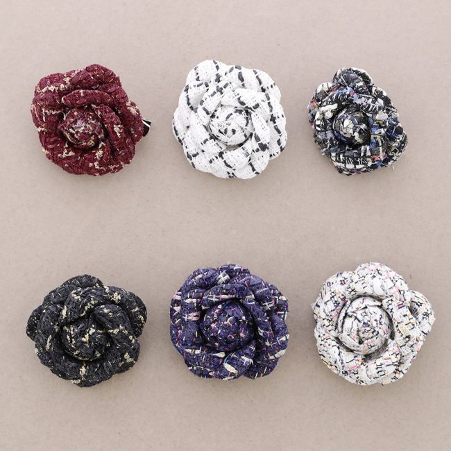 BROCHE FLOR TELA ESTAMPADA 6CM