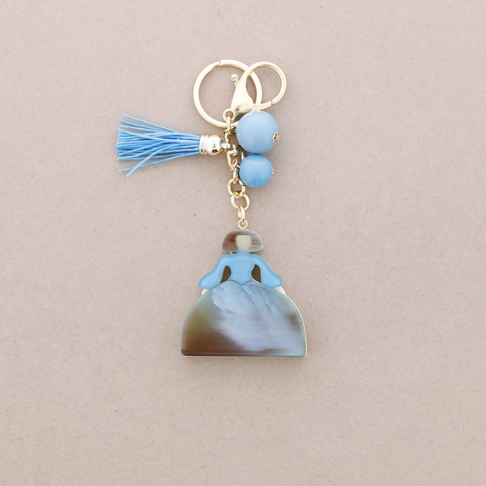 MENINA RESIN KEYCHAIN ITEM