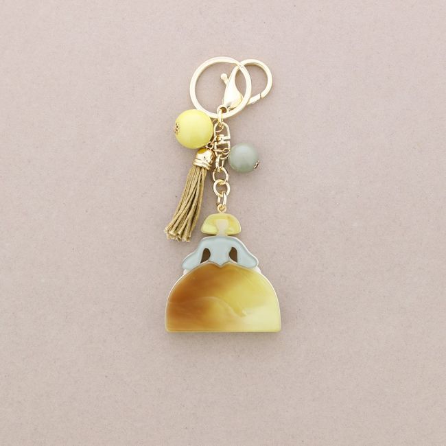 MENINA RESIN KEYCHAIN ITEM