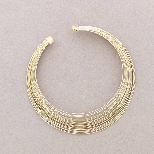 METAL WIRES SHORT NECKLACE