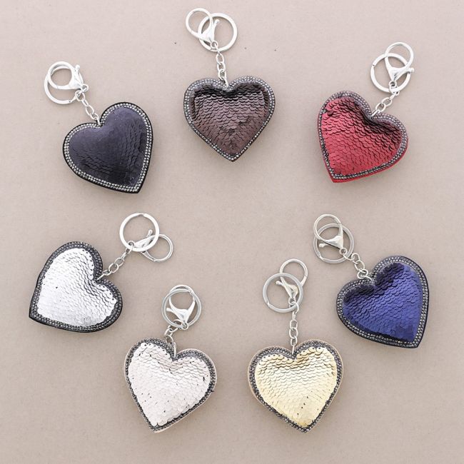 CRYSTAL SEQUINED HEART KEYCHAIN