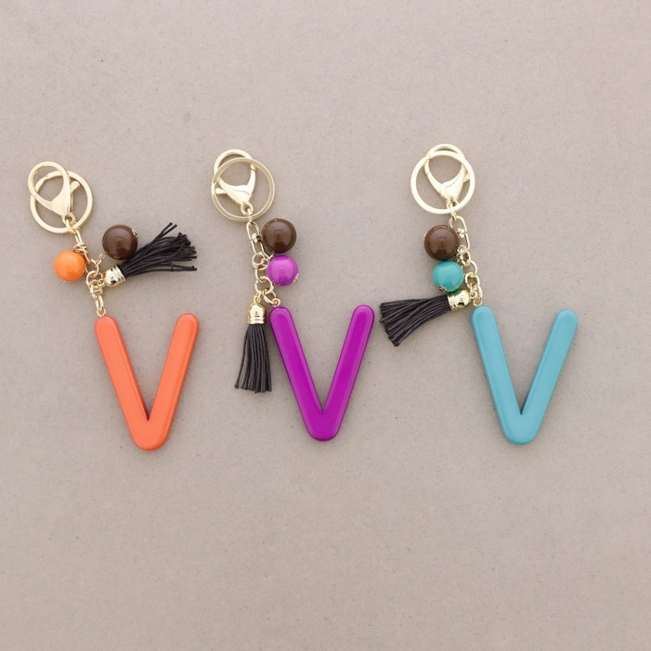 INITIAL LETTER V RESIN PENDANT KEYCHAIN