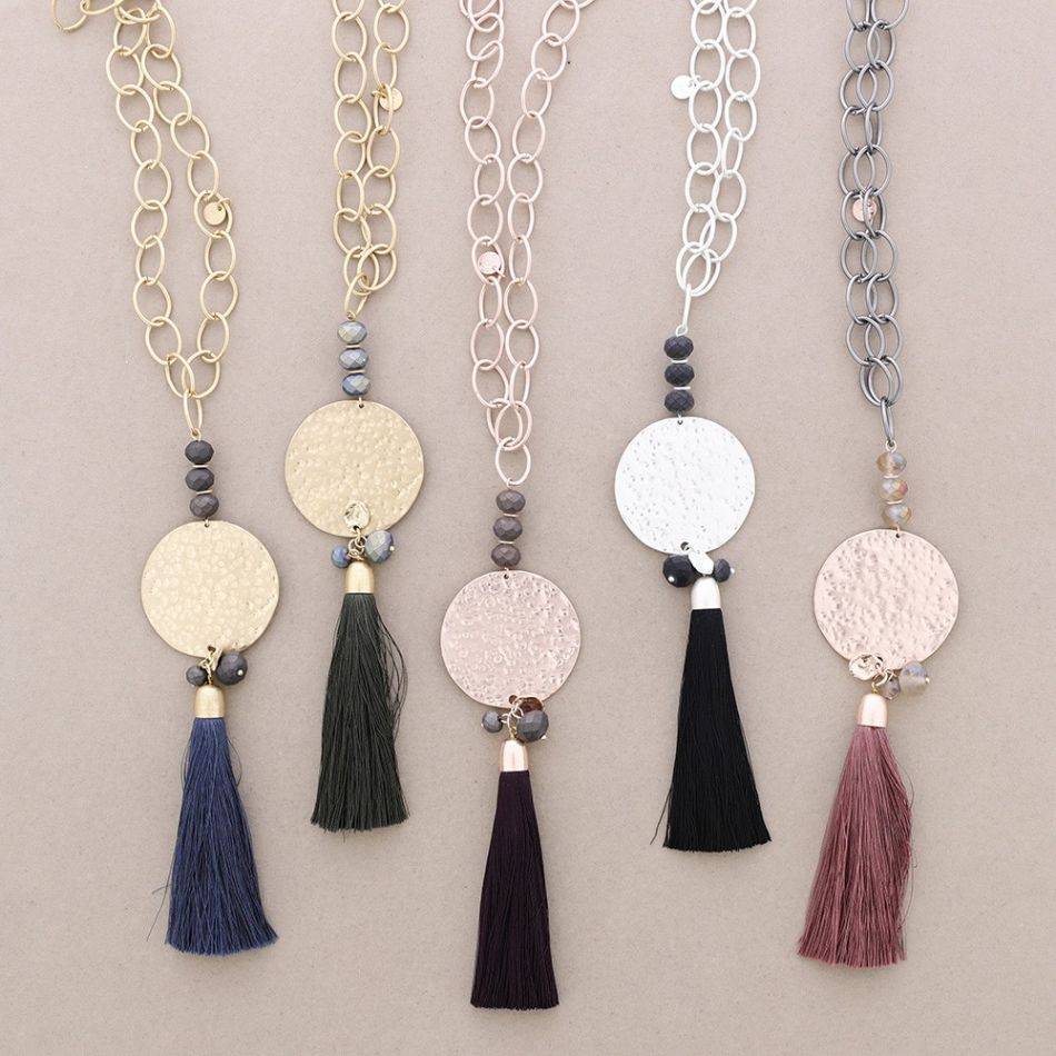 FRINGE MEDAL PENDANT LONG NECKLACE