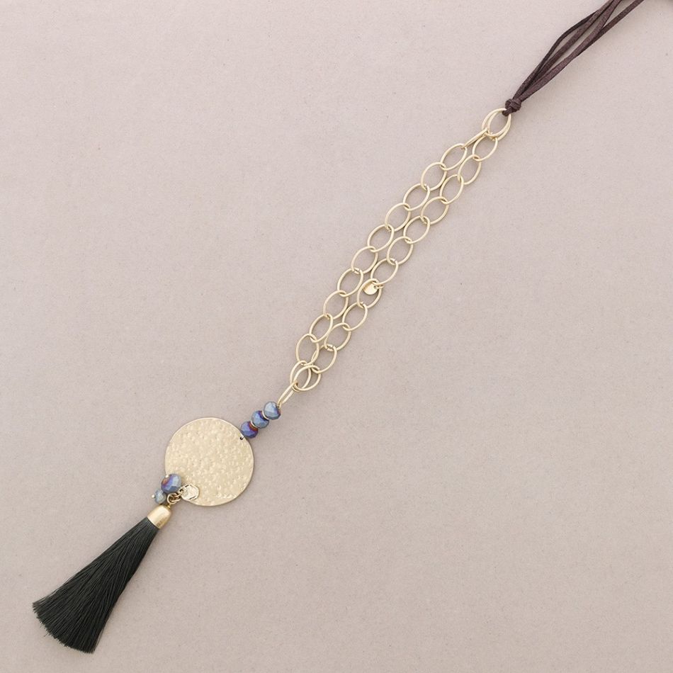 COLLAR LARGO COLGANTE MEDALLA FLECO