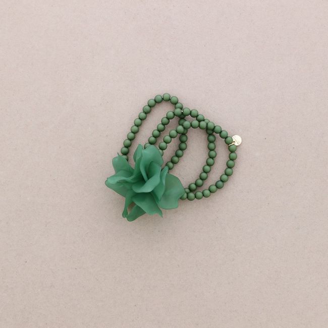 ELASTIC RESIN FLOWER BALL BRACELET