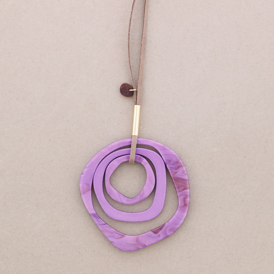COLLAR LARGO COLGANTE TRIPLE ANILLA RESINA