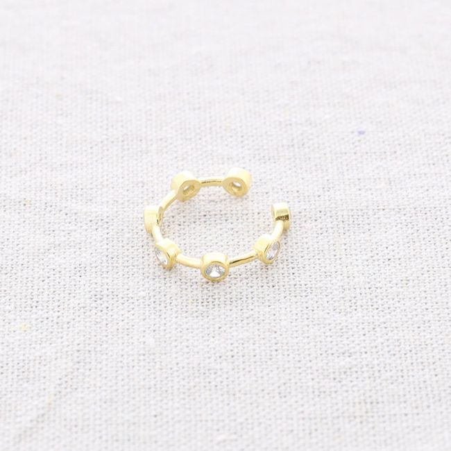 BRONZE RING WITH SEVEN ZIRCONS