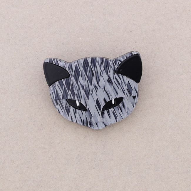 RESIN LYNX HEAD BROOCH