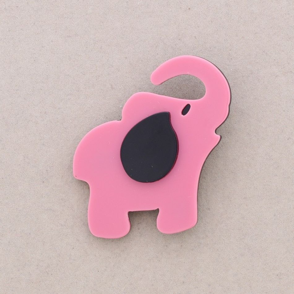 RESIN ELEPHANT BROOCH