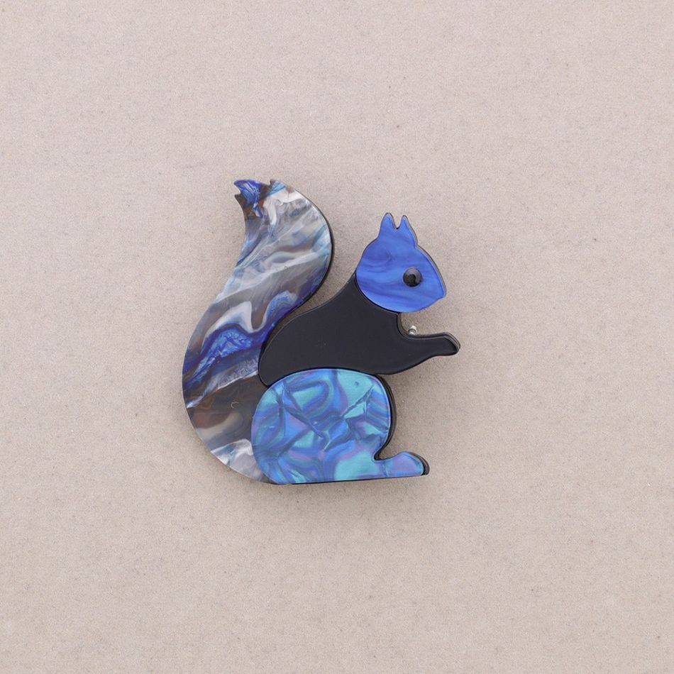 BROCHE ARDILLA RESINA