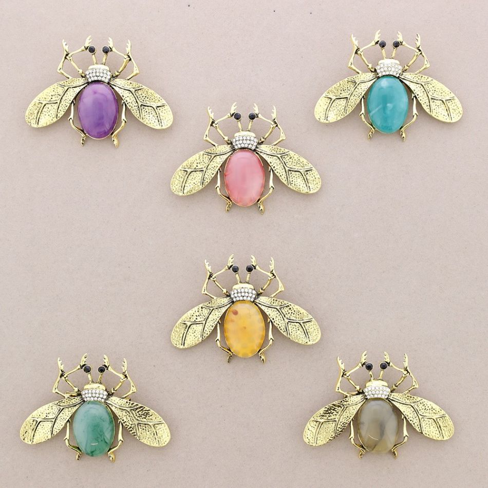 RESIN METAL FLY BROOCH