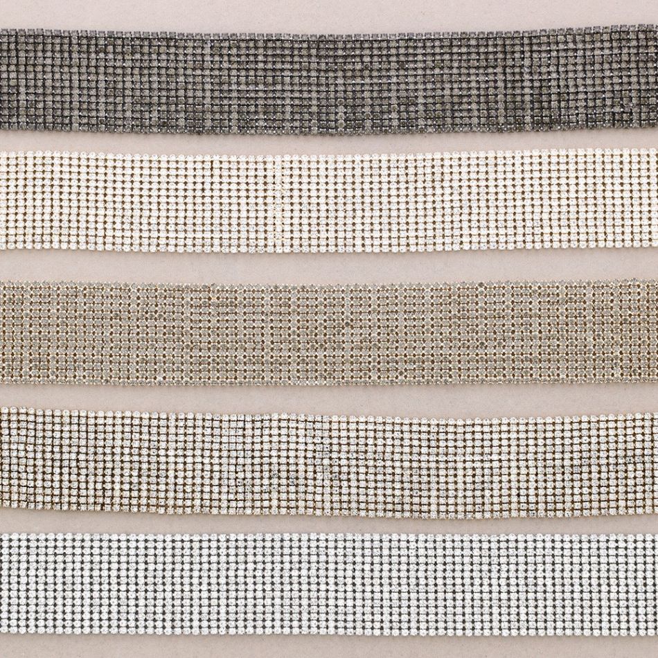 METAL CHOKER WITH CRYSTALS 14 ROWS