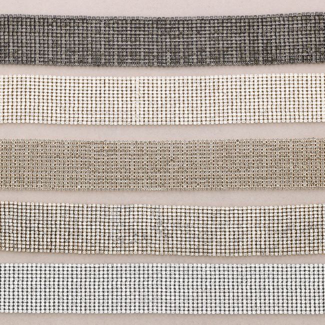METAL CHOKER WITH CRYSTALS 14 ROWS
