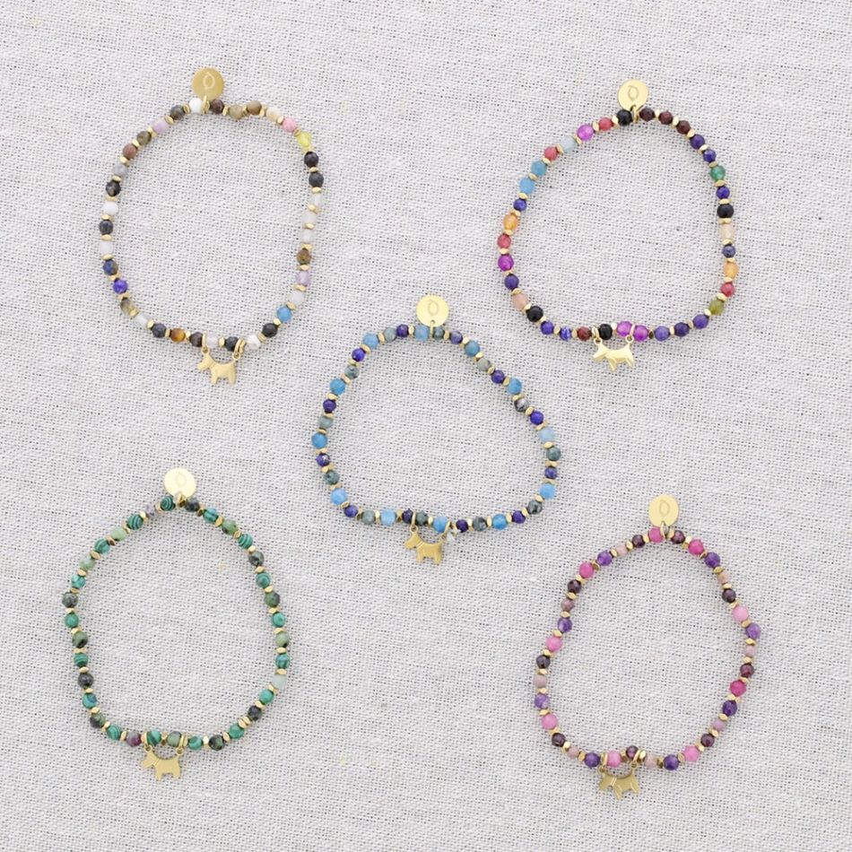 ELASTIC STEEL BEADED PUPPY PENDANT BRACELET