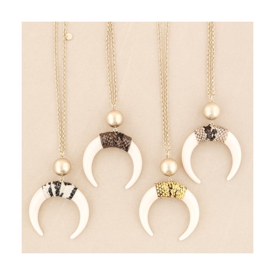 PYTHON RESIN HORN PENDANT LONG NECKLACE