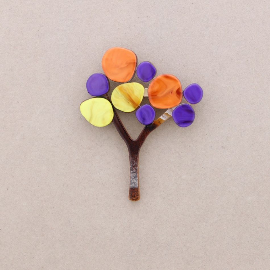 RESIN TREE BROOCH