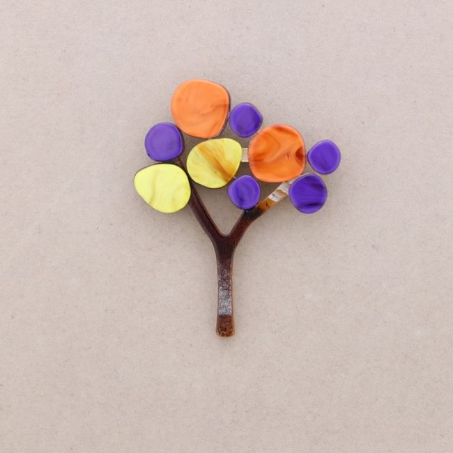 BROCHE ÁRBOL RESINA