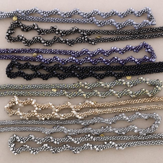 LONG NECKLACE WITH FACETED CRYSTALS
