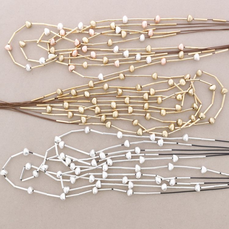 COLLAR LARGO CUENTAS METAL 2