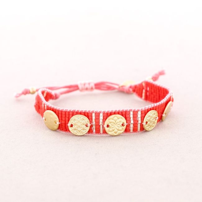 MACRAMÉ BRACELET WITH MIYUKI BEADS METAL ORNAMENTS