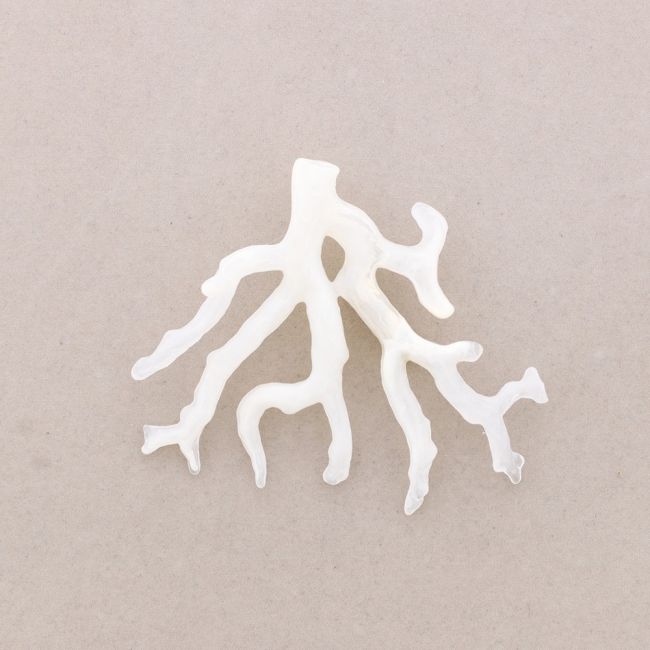 BROCHE CORAL RESINA