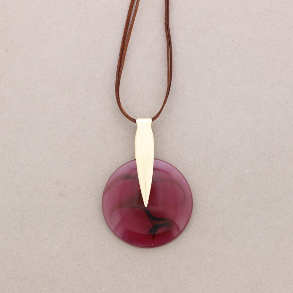 COLLAR LARGO COLGANTE METAL RESINA