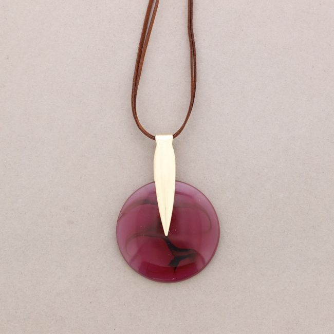 COLLAR LARGO COLGANTE METAL RESINA